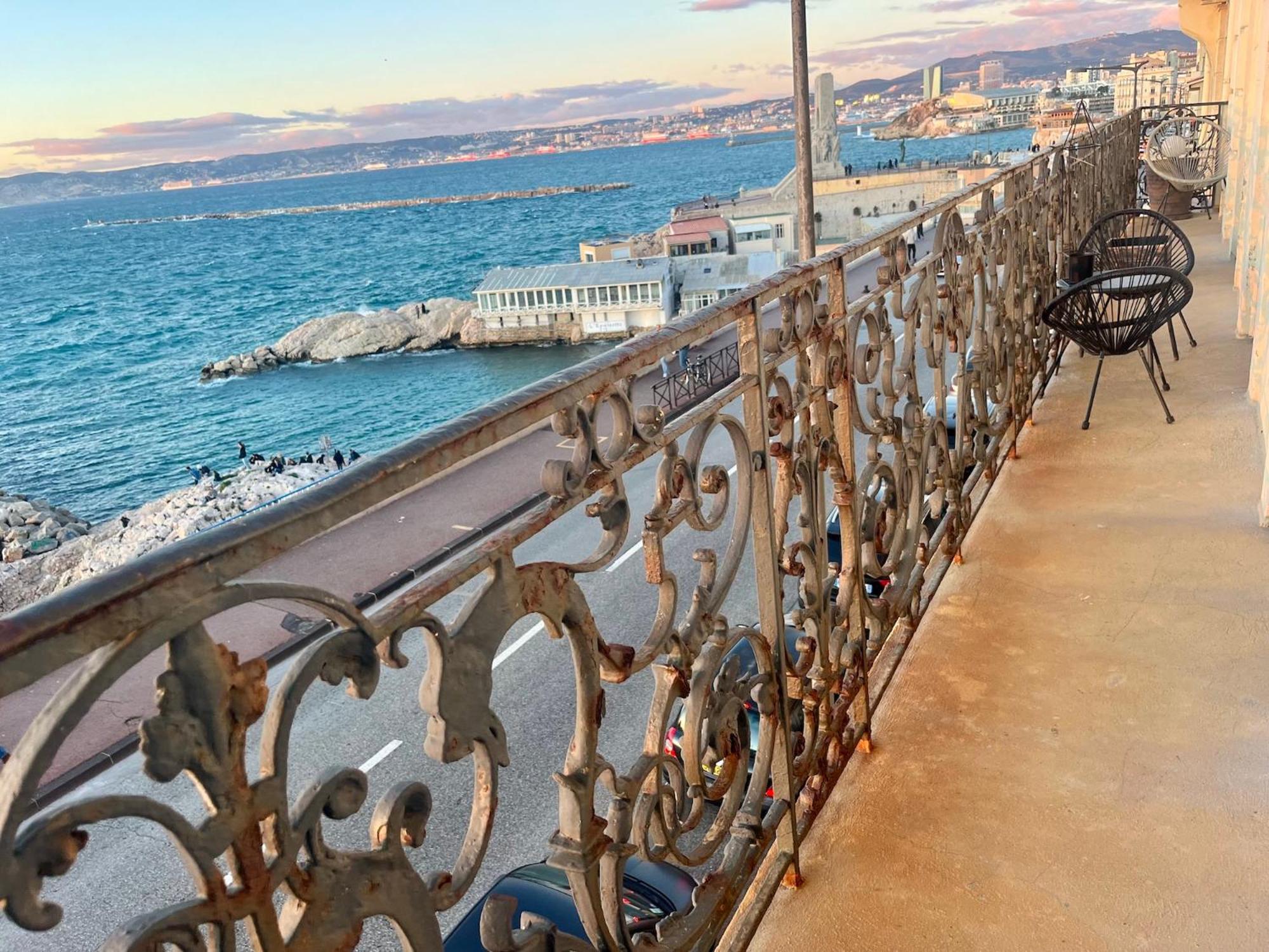 Appartement Sur La Corniche Kennedy Face A La Mer 马赛 外观 照片
